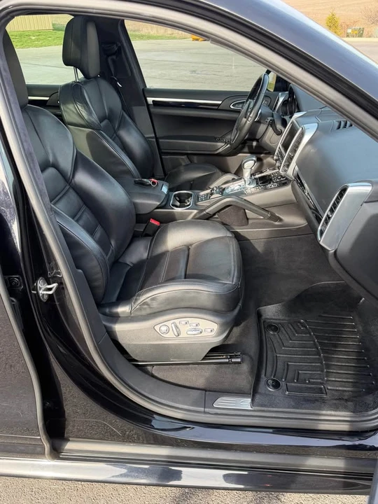 2014 Porsche 958 Cayenne GTS - Image 12 of 20