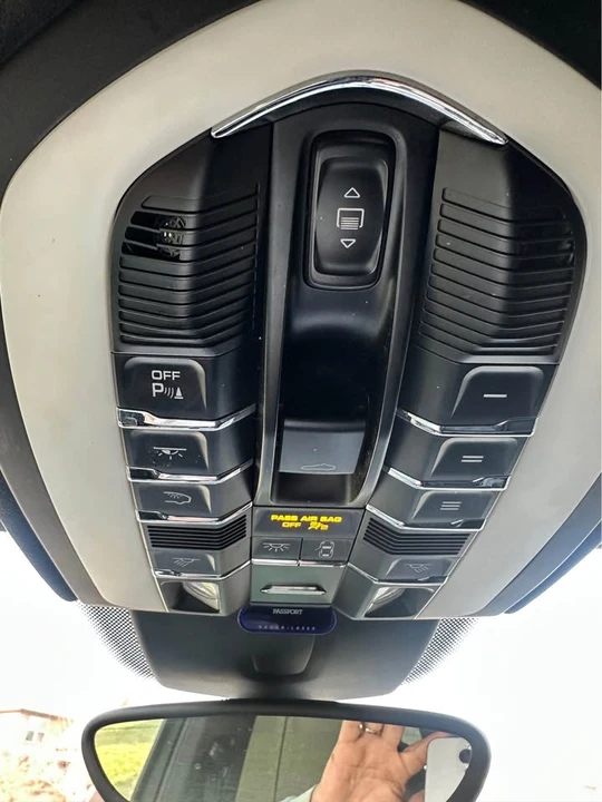 2014 Porsche 958 Cayenne GTS - Image 16 of 18