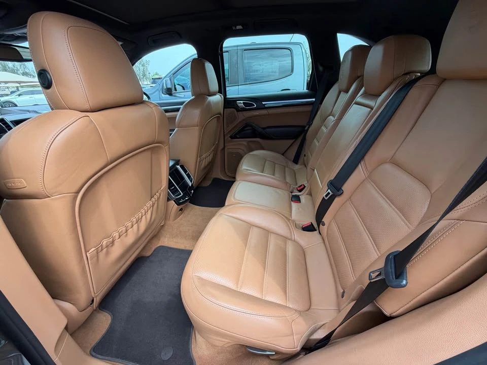 2014 Porsche 958 Cayenne GTS - Image 14 of 19