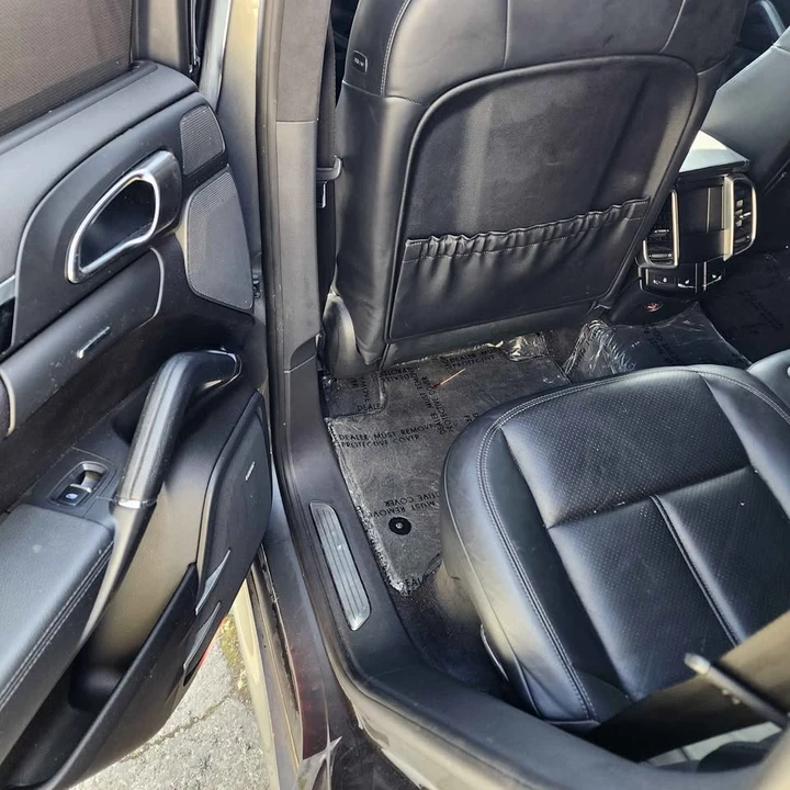 2014 Porsche 958 Cayenne GTS - Image 2 of 8