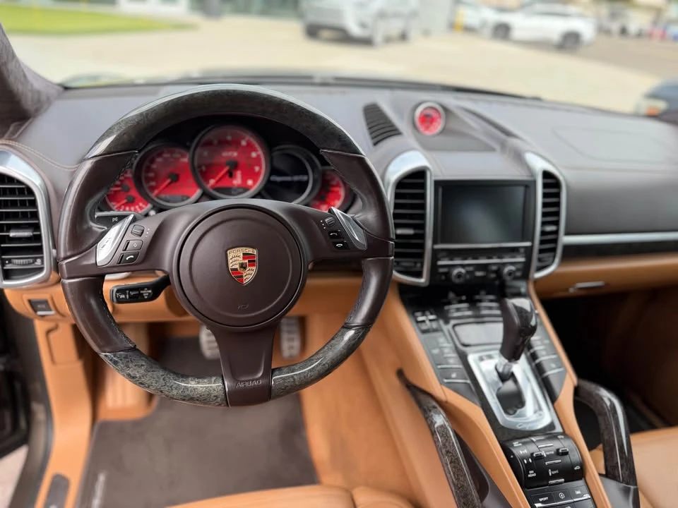 2014 Porsche 958 Cayenne GTS - Image 8 of 19