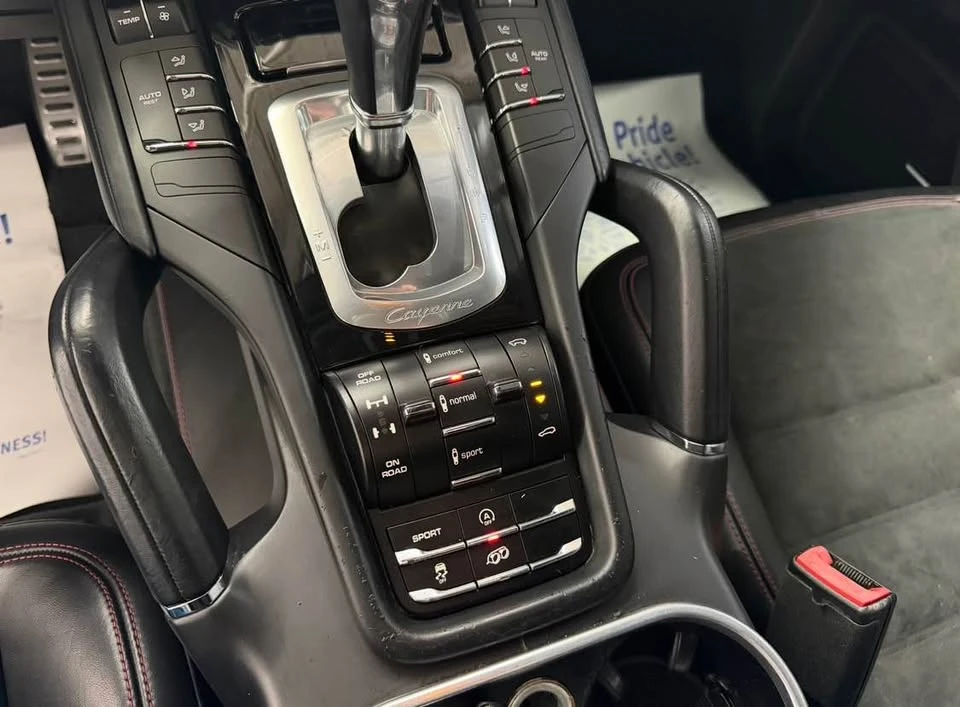 2014 Porsche 958 Cayenne GTS - Image 10 of 17