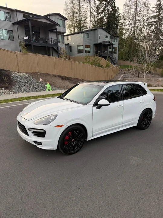 2014 Porsche 958 Cayenne GTS - Image 7 of 17