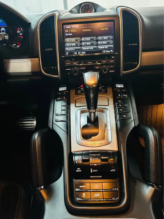 2014 Porsche 958 Cayenne GTS - Image 10 of 10
