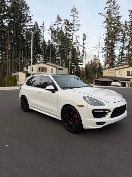 2014 Porsche 958 Cayenne GTS - Image 2 of 17