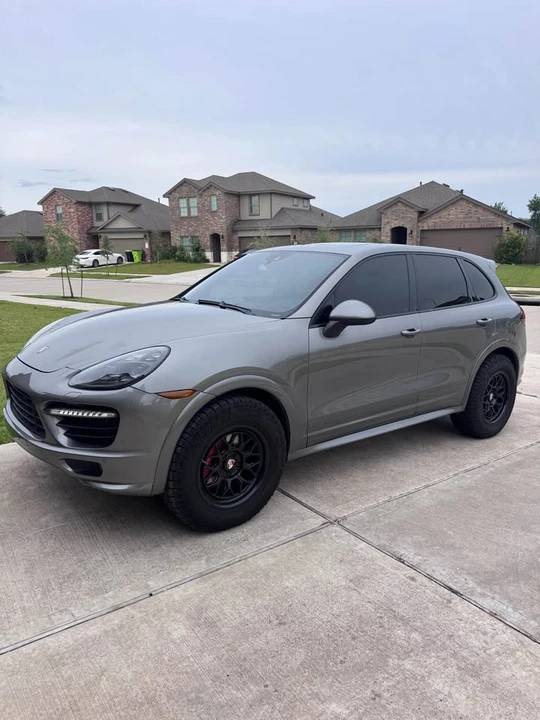 2014 Porsche 958 Cayenne GTS - Image 2 of 13