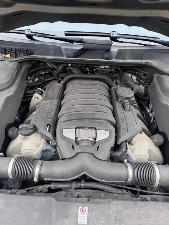 2014 Porsche 958 Cayenne GTS - Image 11 of 13