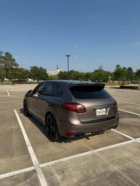 2014 Porsche 958 Cayenne GTS - Image 3 of 15