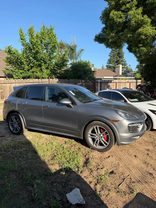 2014 Porsche 958 Cayenne GTS - Image 2 of 5