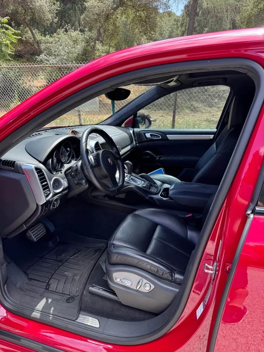 2014 Porsche 958 Cayenne GTS - Image 15 of 20