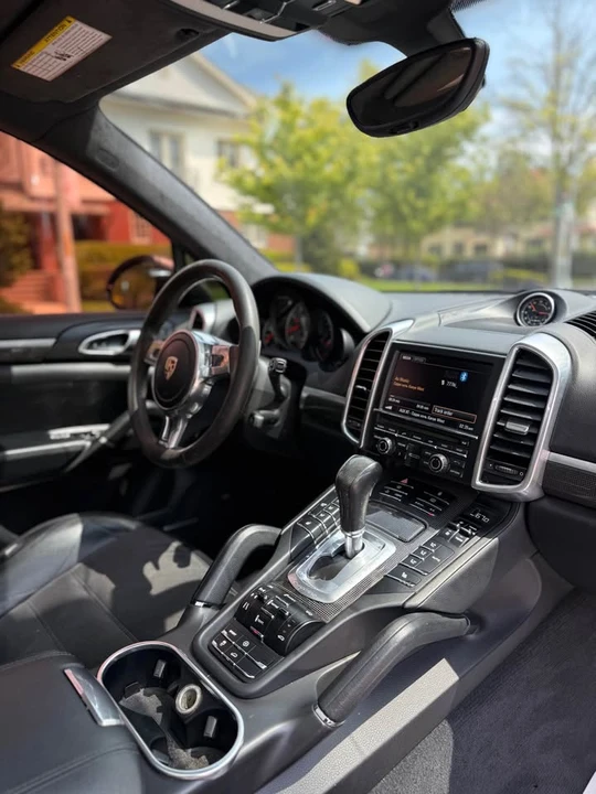 2014 Porsche 958 Cayenne GTS - Image 8 of 15
