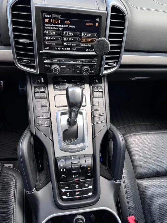 2014 Porsche 958 Cayenne GTS - Image 17 of 20