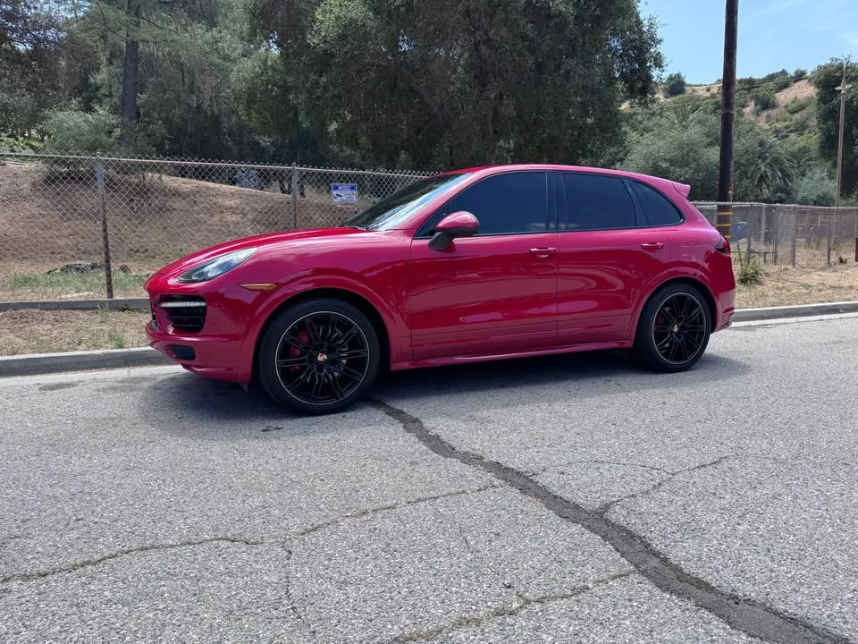2014 Porsche 958 Cayenne GTS - Image 2 of 20