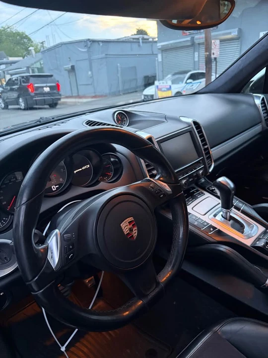 2014 Porsche 958 Cayenne GTS - Image 5 of 5