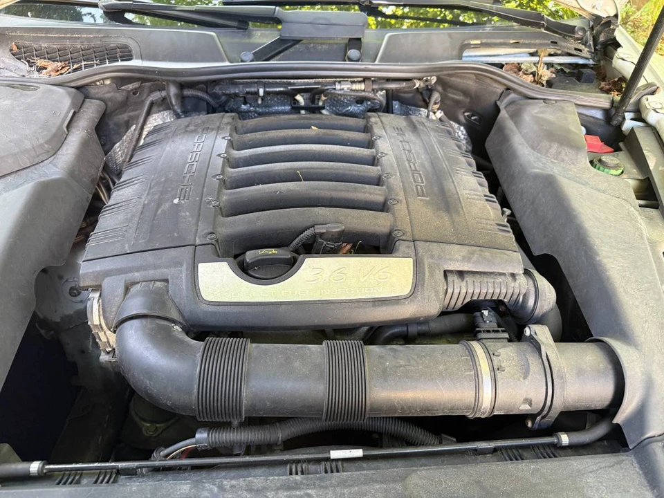 2014 Porsche 958 Cayenne - Image 11 of 20