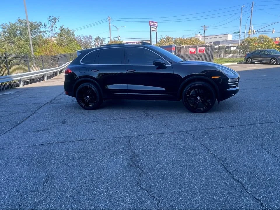 2014 Porsche 958 Cayenne - Image 14 of 16
