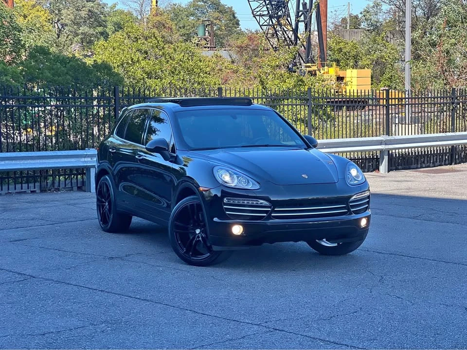 2014 Porsche 958 Cayenne - Image 2 of 16