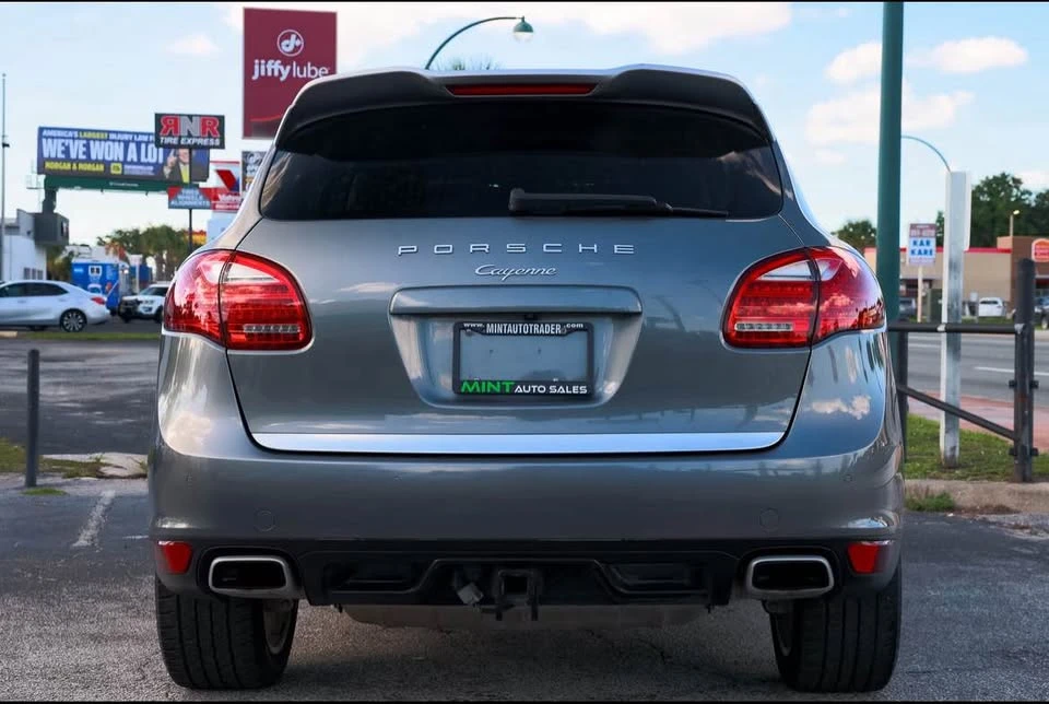 2014 Porsche 958 Cayenne - Image 5 of 17