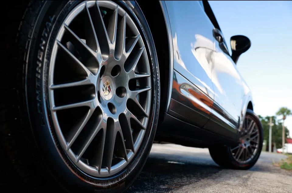 2014 Porsche 958 Cayenne - Image 8 of 17