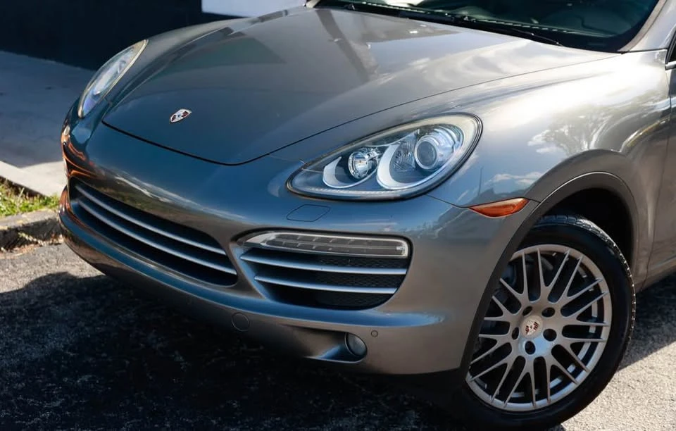 2014 Porsche 958 Cayenne - Image 7 of 17