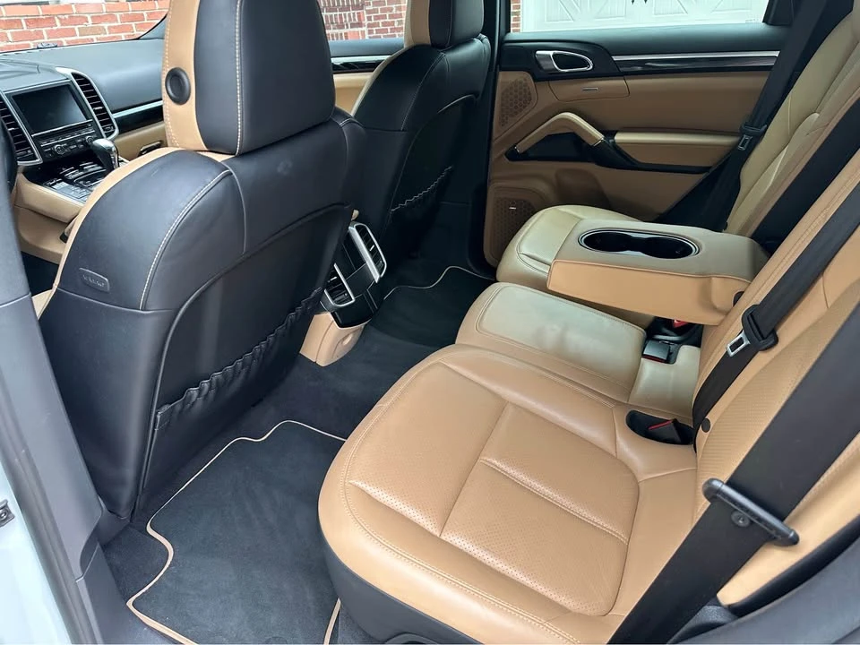 2014 Porsche 958 Cayenne - Image 14 of 19
