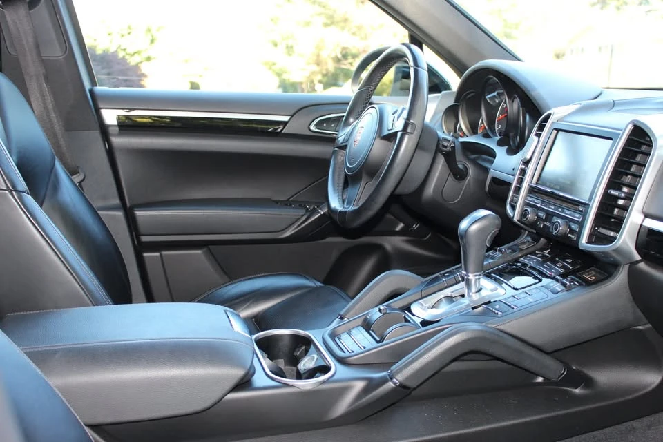 2014 Porsche 958 Cayenne - Image 8 of 14