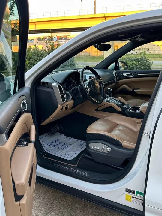 2014 Porsche 958 Cayenne - Image 7 of 13
