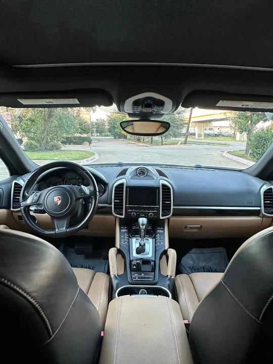 2014 Porsche 958 Cayenne - Image 11 of 13