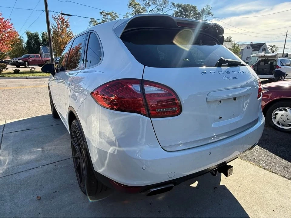 2014 Porsche 958 Cayenne - Image 3 of 19