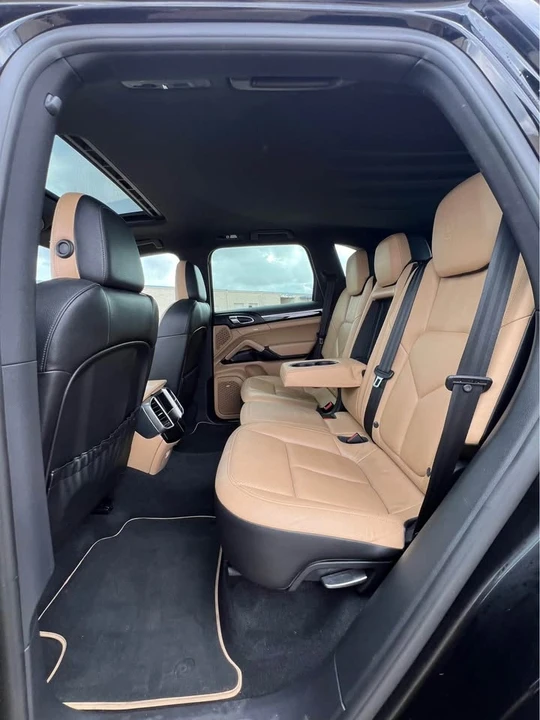 2014 Porsche 958 Cayenne - Image 12 of 18