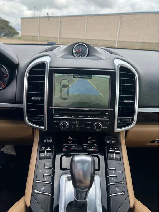 2014 Porsche 958 Cayenne - Image 17 of 18