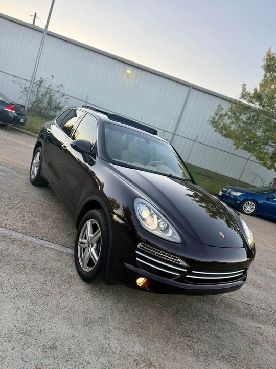 2014 Porsche 958 Cayenne S - Image 8 of 20