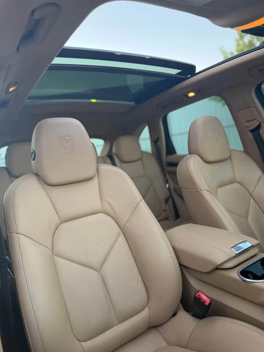 2014 Porsche 958 Cayenne S - Image 13 of 20