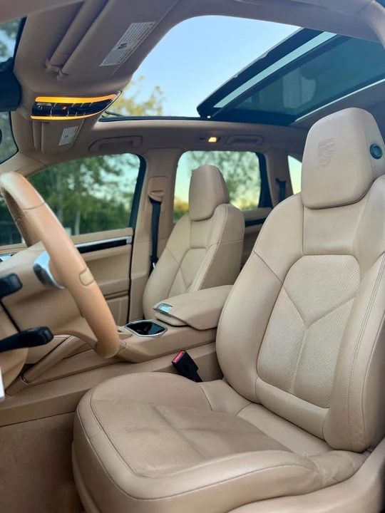 2014 Porsche 958 Cayenne S - Image 11 of 20
