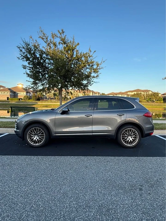 2014 Porsche 958 Cayenne - Image 3 of 20