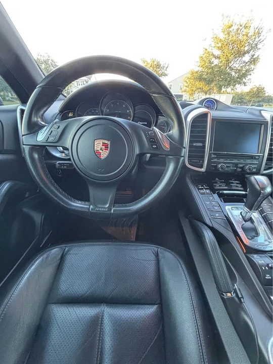 2014 Porsche 958 Cayenne - Image 12 of 20