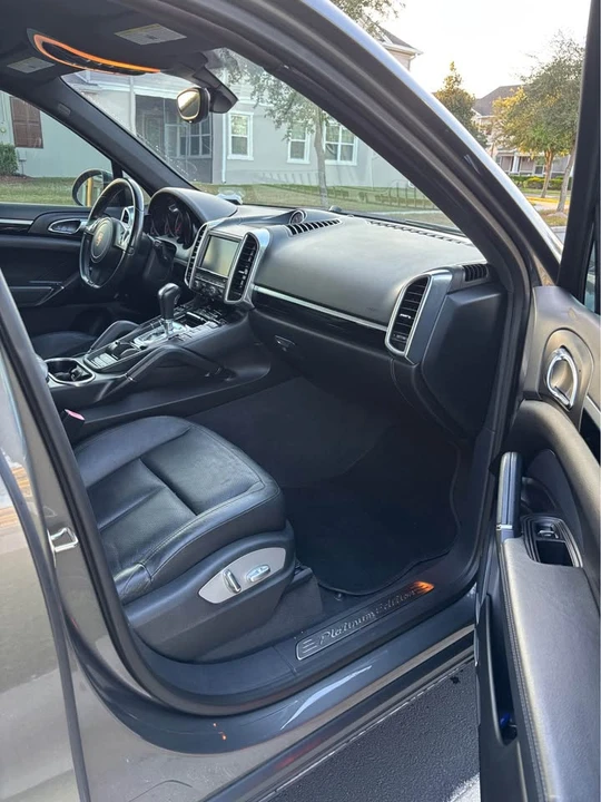 2014 Porsche 958 Cayenne - Image 18 of 20