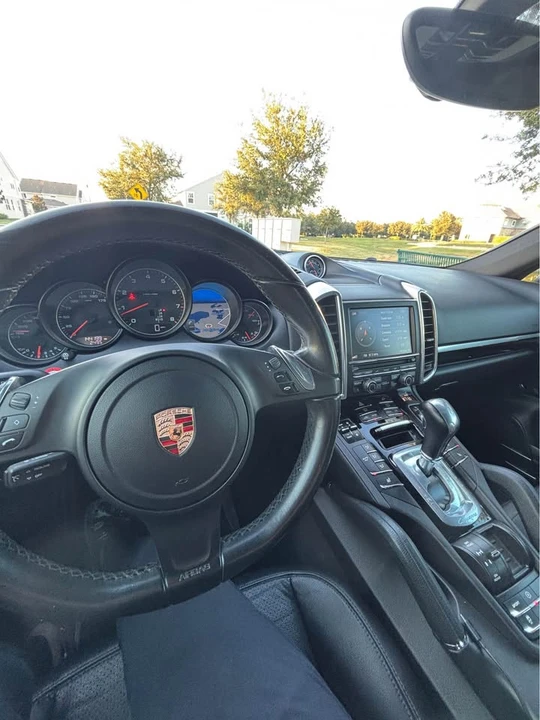 2014 Porsche 958 Cayenne - Image 10 of 20