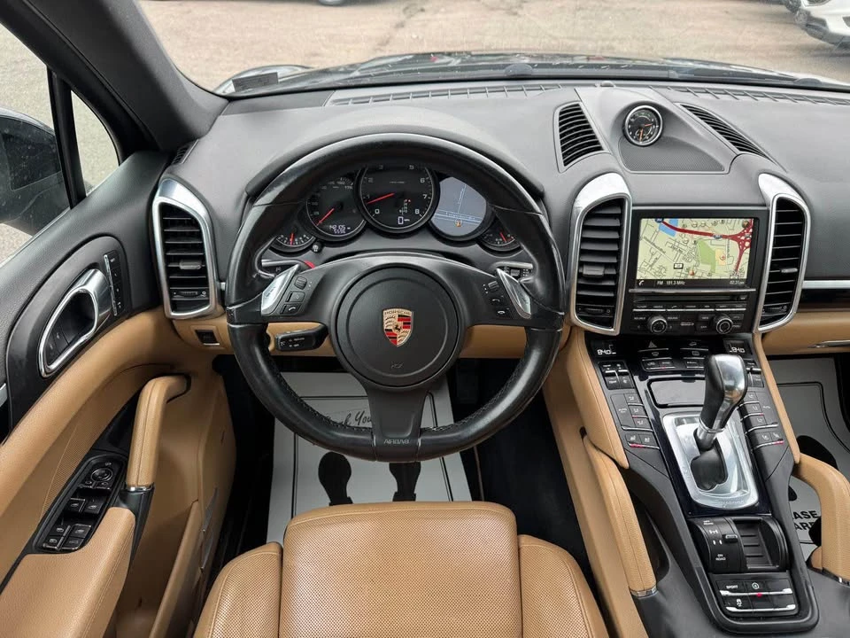2014 Porsche 958 Cayenne - Image 13 of 19