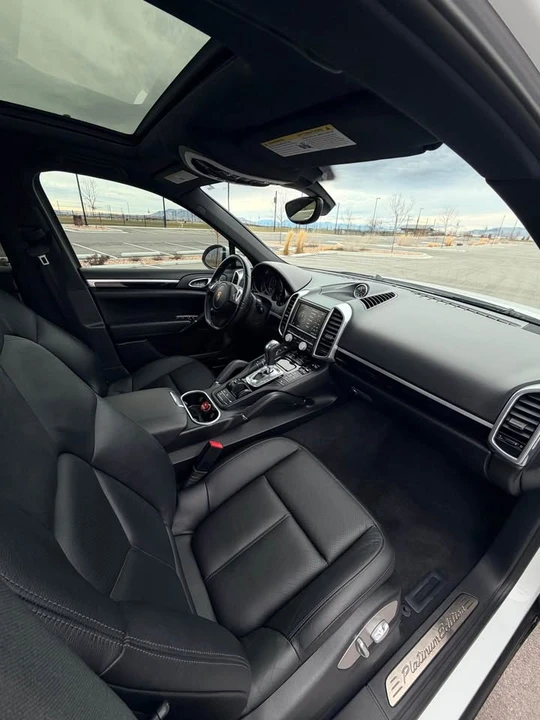 2014 Porsche 958 Cayenne - Image 5 of 8
