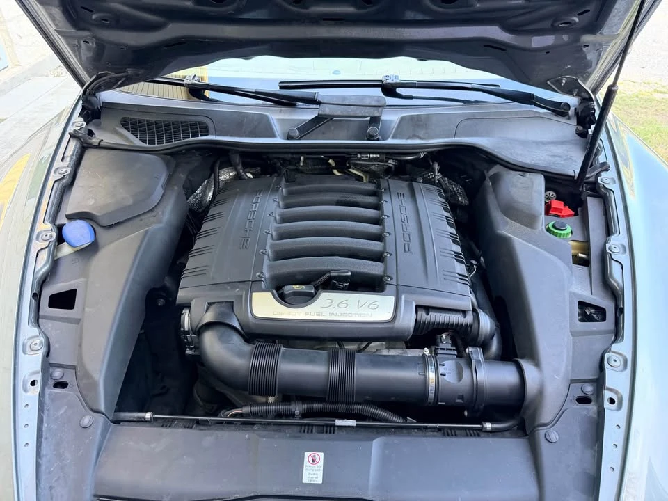 2014 Porsche 958 Cayenne - Image 14 of 20