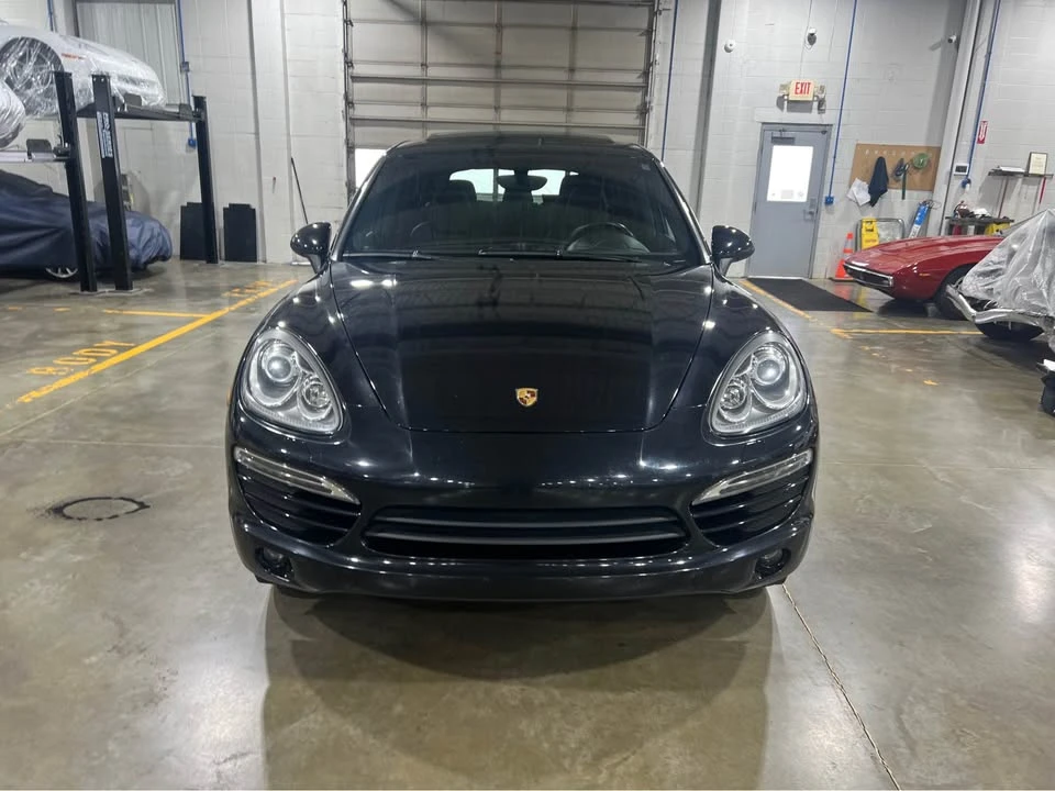 2014 Porsche 958 Cayenne - Image 2 of 18