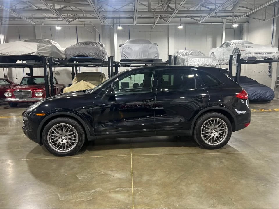 2014 Porsche 958 Cayenne - Image 9 of 18