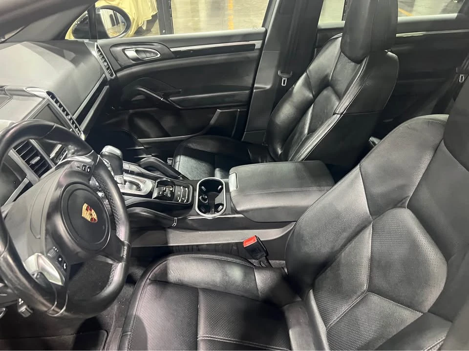 2014 Porsche 958 Cayenne - Image 12 of 18