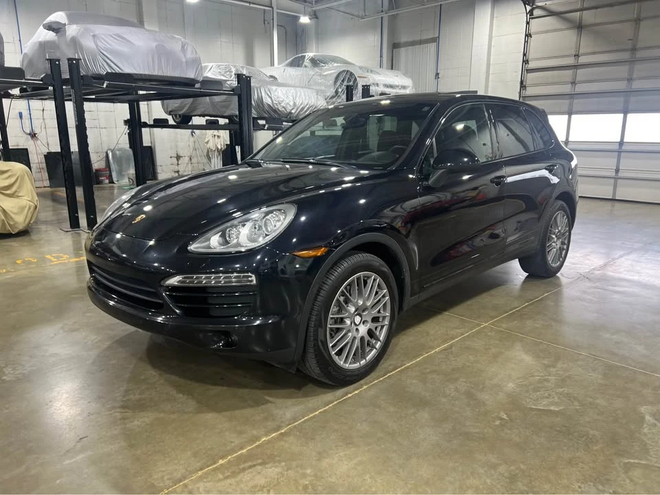 2014 Porsche 958 Cayenne - Image 10 of 18