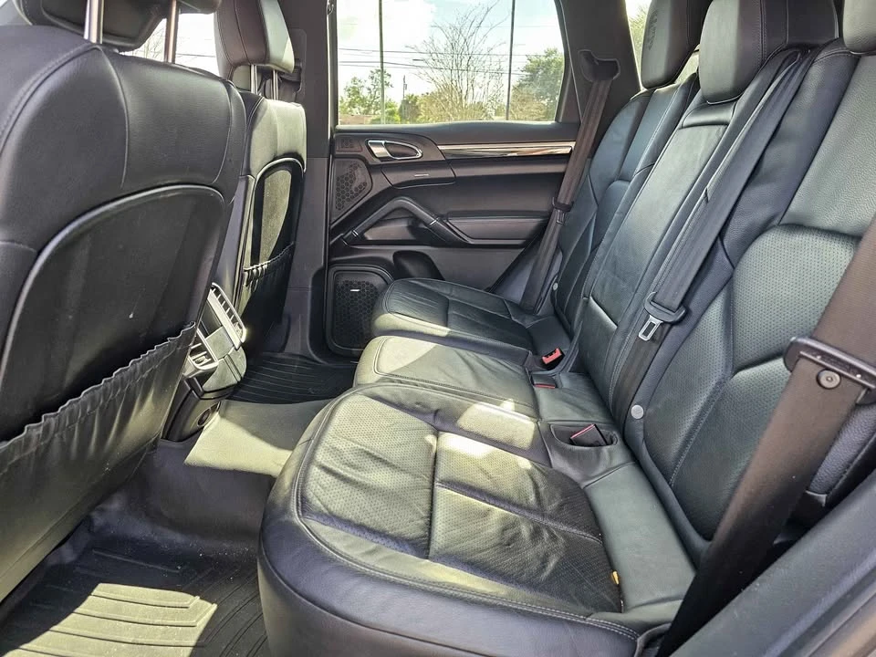 2014 Porsche 958 Cayenne - Image 10 of 10