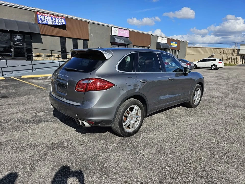 2014 Porsche 958 Cayenne - Image 6 of 10