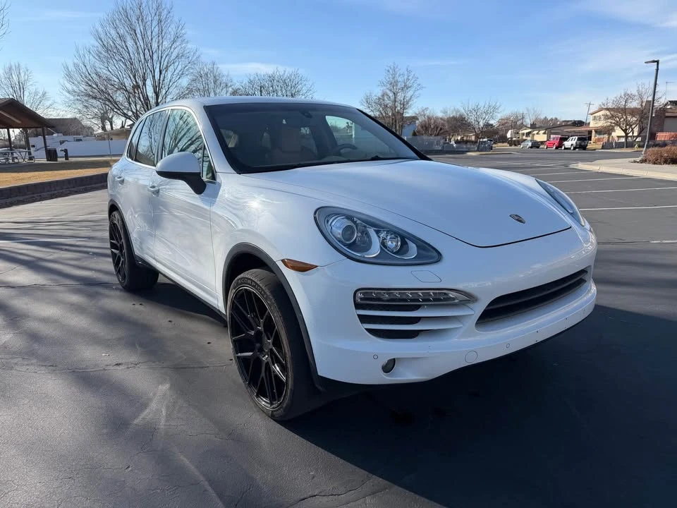 2014 Porsche 958 Cayenne - Image 3 of 13