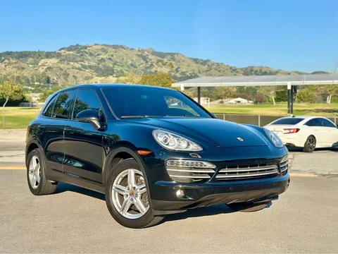 2014 Porsche Cayenne Platinum Edition