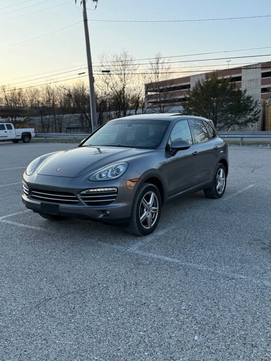 2014 Porsche 958 Cayenne - Image 3 of 10
